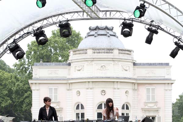 GIRLS GIRLS GIRLS - 2014-06-01 - PARIS - Parc de Bagatelle - 